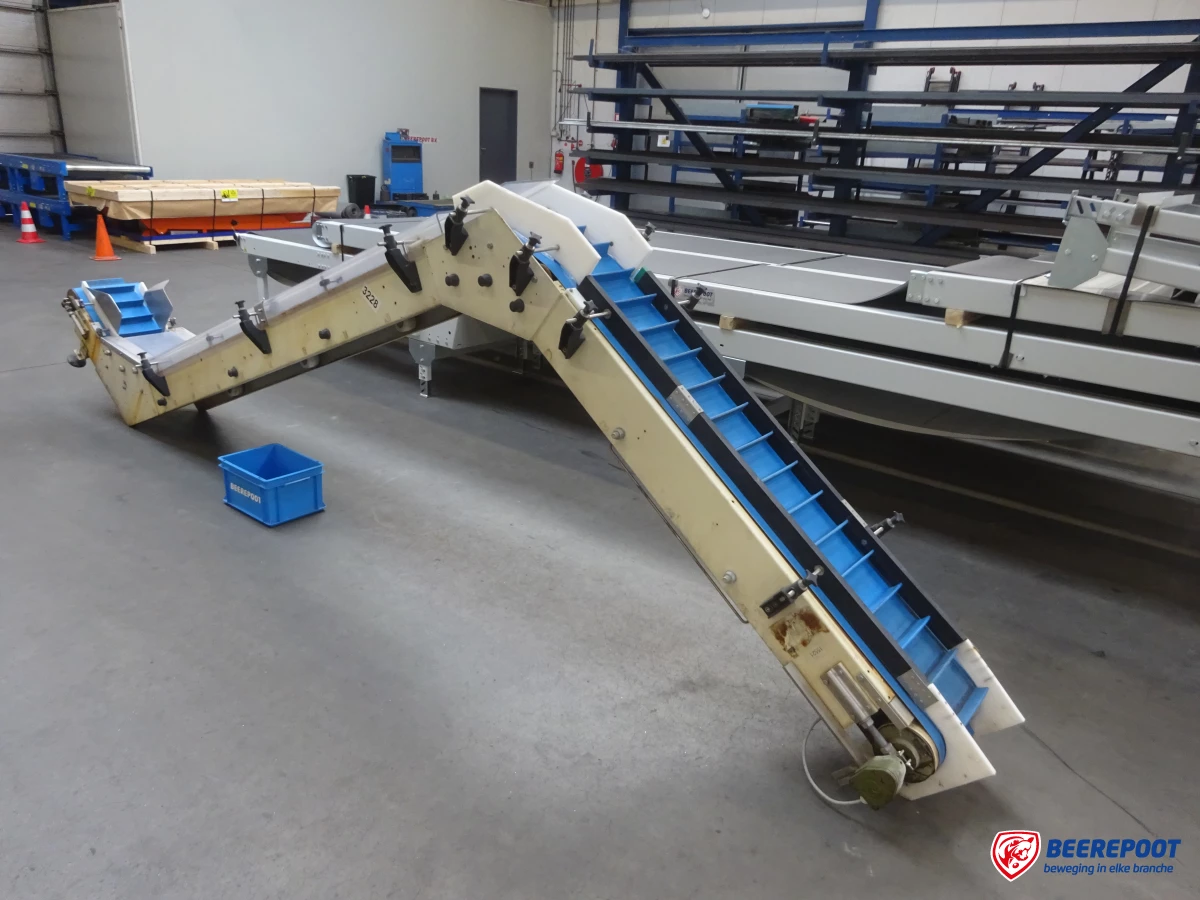 Opvoerband met dubbele knik